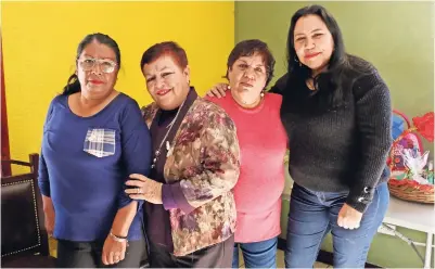  ??  ?? Patricia, rosa
María, Leonor y Norma
