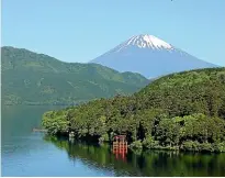  ??  ?? The view of Mt Fuji from Hakone, one of Taupo’s three sister cities.