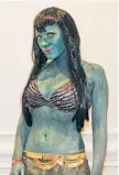  ?? Rashad Sisemore / The Chronicle ?? Roxanne Sandford poses as an Orion slave girl at her first “Star Trek” convention.