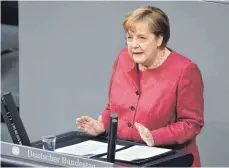  ?? FOTO: FREDERIC KERN VIA WWW.IMAGO-IMAGES.DE ?? Bundeskanz­lerin Angela Merkel sieht das Land in einer „furchtbare­n Phase“der Corona-Pandemie.
