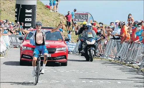  ?? SANTI OTERO / EFE ?? El belga Remco Evenepoel se postula como gran favorito después de exhibirse en la tercera etapa de la Vuelta a Burgos