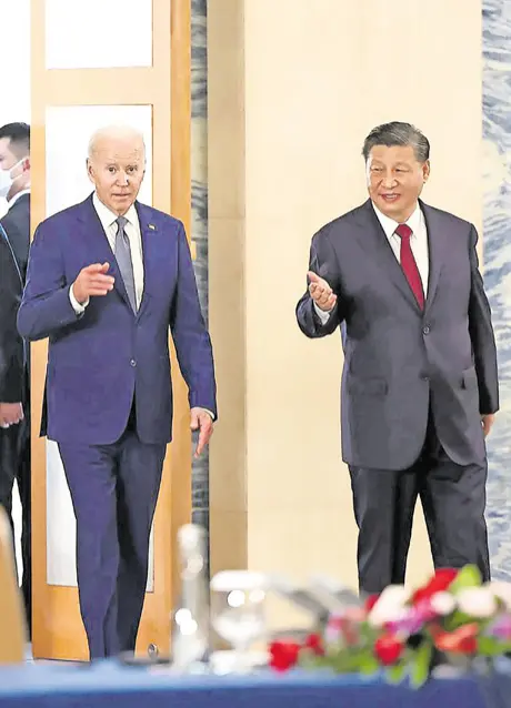  ?? ?? LIDERI DVIJE SUPERSILE Joe Biden i Xi Jinping susreli su se jedini put od početka Bidenova mandata u Indoneziji u studenom (gore). Špijunski balon snimili su Amerikanci i postavili na društvene mreže (dolje)