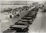  ??  ?? PACKED: No parking left at Durban’s South Beach on ‘Dingaan’s Day’ in 1929.