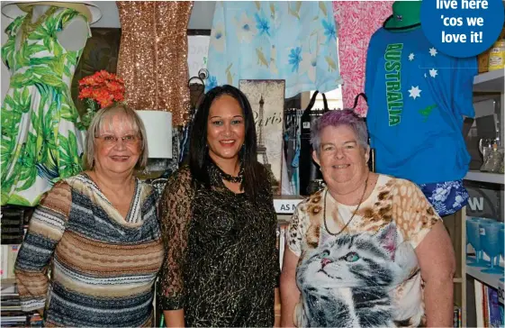  ?? Photo: Sean White ?? HELPING HANDS: Staff at the Red Edge Drug ARM are (from left) shop assistant Beatriz Juarracino, shop manager Eseta Aupaau and assistant Pat DeVoss.