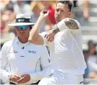  ??  ?? Dale Steyn, above, is out to break Shaun Pollock’s record as Lungi Ngidi, below, returns.