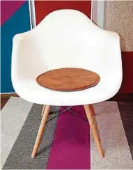  ?? Foto: epr/monofaktur ?? Must-have mit gutem Gewissen: Die bequemen Sitzkissen sind ausschließ­lich aus natürliche­n Materialie­n und können auf Maß gefertigt werden.