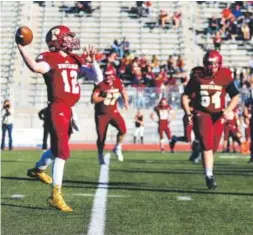  ??  ?? Junior quarterbac­k Sterling Ostdahl and the Ponderosa Mustangs (6-1) take on Grand Junction Central on Saturday. Kyle Newman, The Denver Post
