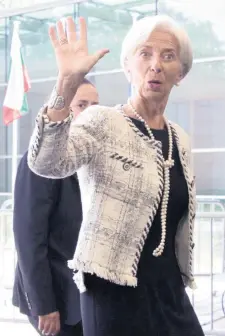  ??  ?? Christine Lagarde, directora gerente del Fondo Monetario Internacio­nal, en un blog que al menos 50 países han sufrido ataques cibernétic­os. jo