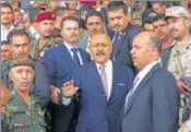  ??  ?? Former Yemen president Ali Abdullah Saleh (centre).