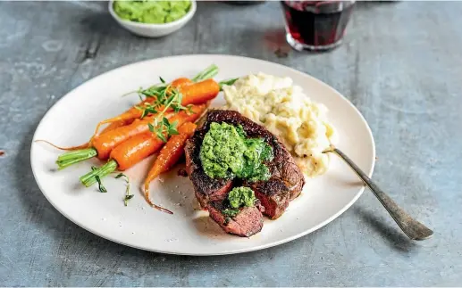  ?? SARAH TUCK ?? Steak with cauliflowe­r puree and French-style carrots.
