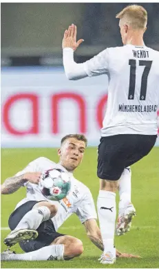  ?? FOTO: IMAGO/MORITZ MÜLLER ?? Kein Borussias-Profi ist älter als Oscar Wendt (35), nur einer war in dieser Saison jünger als Jordan Beyer (20).