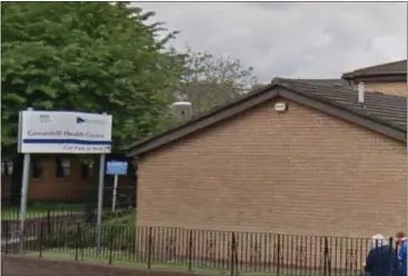  ??  ?? Govanhill health centre where a six- year- old girl was taken with burns