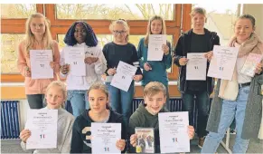  ?? FOTO: GYMNASIUM ?? Die Sieger des Französisc­h-Vorlesewet­tbewerbs des Gymnasiums.