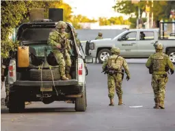  ??  ?? Los marinos fueron vinculados a proceso por desaparici­ón el 14 y 15 de abril; tenían órdenes de aprehensió­n desde febrero y junio de 2018.