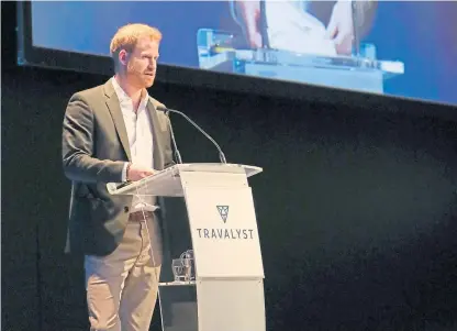  ?? Picture: Press Associatio­n. ?? Plain Harry addresses the conference at the EICC yesterday.