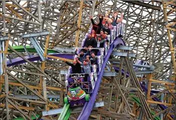  ?? CHRIS RILEY — TIMES-HERALD ?? An archival photo of ‘The Joker’ roller coaster at Six Flags Discovery Kingdom in Vallejo.