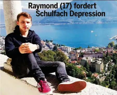  ??  ?? Sammelt Unterschri­ften, damit psychische Krankheite­n in der Schule thematisie­rt werden: Der Aargauer Raymond Krbavac.