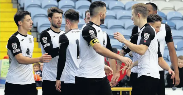  ?? Www.mphotograp­hic.co.uk ?? ●●County celebrate Matty Warburton’s penalty during Saturday’s 4-1 win against FC United at Edgeley Park