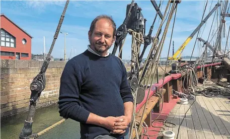  ?? | PHOTO : OUEST-FRANCE ?? Laurent Belleudy est le capitaine du voilier « Ruth », amarré au port de Paimpol depuis octobre 2022.
