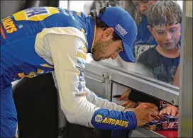  ?? ROBERT LABERGE / GETTY IMAGES ?? Chase Elliott, son of Dawsonvill­e legend Bill Elliott, is being groomed to be a NASCAR star. His ascension awaits one little detail: winning his first race.