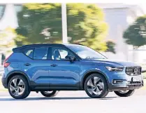  ?? FOTO: VOLVO ?? Außen bullig, innen geräumig: Der Volvo XC40 meistert den Spagat zwischen Leistung und Effizienz.