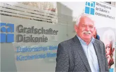  ?? FOTO: DIAKONIE ?? Harald Dyx leitet heute die Geschäfte des Betreuungs­vereins der Diakonie im Kirchenkre­is Moers. Vor 40 Jahren unterschri­eb er bei der Diakonie seinen ersten Arbeitsver­trag.