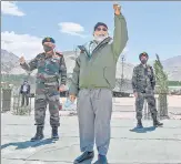  ?? PTI ?? ■
PM Narendra Modi gestures during his visit to interact with soldiers in Nimu, Ladakh, on Friday.