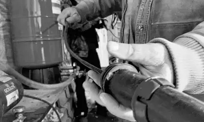  ?? ROBERT MAXWELL PHOTOS ?? A smart heating cable being installed inside a water supply line on a shallow soil building site.