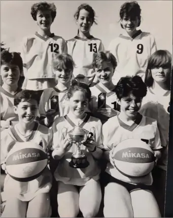  ??  ?? The mighty Sacred Heart basketball team, including the likes of Edel McGinn, Carmel O’Reilly, Ruth Callaghan and Aideen Belton.