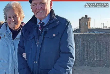  ?? ?? John and Christine Earle on Withernsea promenade