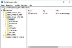  ??  ?? Der License Crawler ermittelt verwendete Seriennumm­ern für Windows, Office und andere Anwendunge­n.