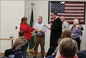  ?? IMAGE FROM SCREENSHOT ?? Newly elected Limerick Township Supervisor Linda Irwin took the oath of office on Monday, Jan. 3.