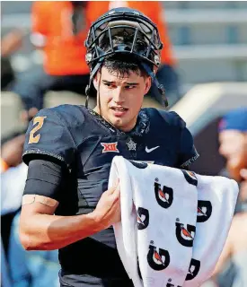  ?? BILLINGS, THE OKLAHOMAN] [PHOTO BY NATE ?? Mason Rudolph could be the heir apparent at quarterbac­k for the Steelers.