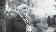  ??  ?? De Gülenbeweg­ing bestaat uit aanhangers van de geestelijk­e Fethullah Gülen (75).