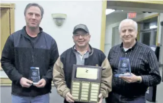  ?? SUBMITTED PHOTO ?? Ken Prentice (centre) presented the Peterborou­gh Men's Over 35 Soccer Club's inaugural Ken Prentice Award for dedication and service to the club to Barry Clements (left) and Billy Shaw at the club's recent annual general meeting.