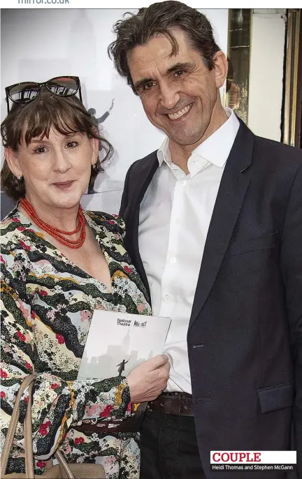  ?? ?? COUPLE
Heidi Thomas and Stephen Mcgann