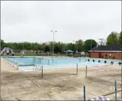  ?? PILOT NEWS GROUP FILE PHOTO / JAMES MASTER ?? The City Pool may have to be closed on Sundays due to a lifeguard shortage.