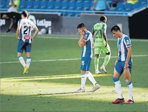  ?? FOTO: MANEL MONTILLA ?? El Espanyol se ha pasado 33 de las 34 jornadas en zona de descenso. La última vez que bajó a Segunda División fue en la temporada 1992-1993