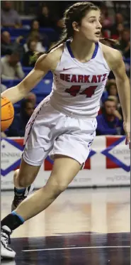  ?? (Arkansas Democrat-Gazette/Thomas Metthe) ?? Guard Kenley McCarn will lead a Melbourne team attempting to win its third consecutiv­e state championsh­ip.