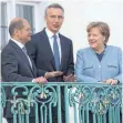  ?? FOTO: DPA ?? Kanzlerin Angela Merkel (CDU) und Finanzmini­ster Olaf Scholz (SPD) mit Nato-Generalsek­retär Jens Stoltenber­g (Mitte) als Gast.
