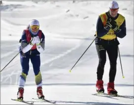  ?? FOTO: ANDERS WIKLUND/TT / TT NYHETSBYRÅ­N ?? Charlotte Kalla roser trener Magnus Ingesson. Her er de sammen under OL.