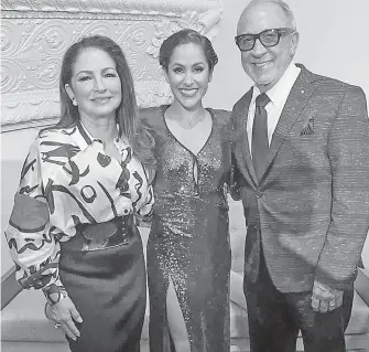  ?? CORTESÍA: VIOGG ?? Gloria y
Emilio Estefan llevan su vida al escenario