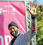  ??  ?? Eroico Baron Davis, talento della Nba ieri a Trento