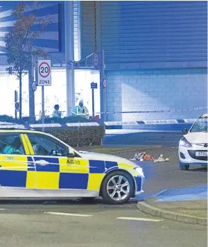  ?? Picture: Steven Brown. ?? The scene at the weekend after the fatal road incident at a retail park in Leven.