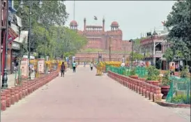  ?? PTI ?? Chandni Chowk wears a deserted look on Sunday. The ongoing lockdown in the Capital has been extended five times.