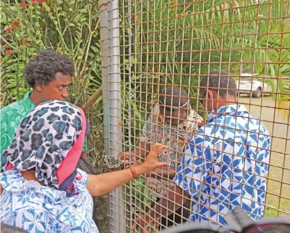  ?? Photo: Inoke Rabonu ?? SODELPA supporters locked out of the Special General Meeting at the Novotel Convention Centre on July 25, 2020.