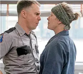  ?? [PHOTO PROVIDED BY MERRICK MORTON, FOX SEARCHLIGH­T PICTURES] ?? Golden Globe winners Sam Rockwell and Frances McDormand star in “Three Billboards Outside Ebbing, Missouri.”