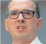  ??  ?? > Owen Smith MP