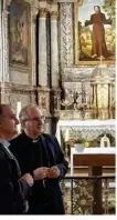  ??  ?? Mgr Jordy avec Dom Alex, curé de Badio Polesine en Vénétie.