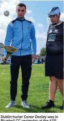  ??  ?? Dublin hurler Conor Dooley was in Bluebell CC yesterday at the AIG Heroes event along with pupils from St Ultan’s School in Cherry Orchard